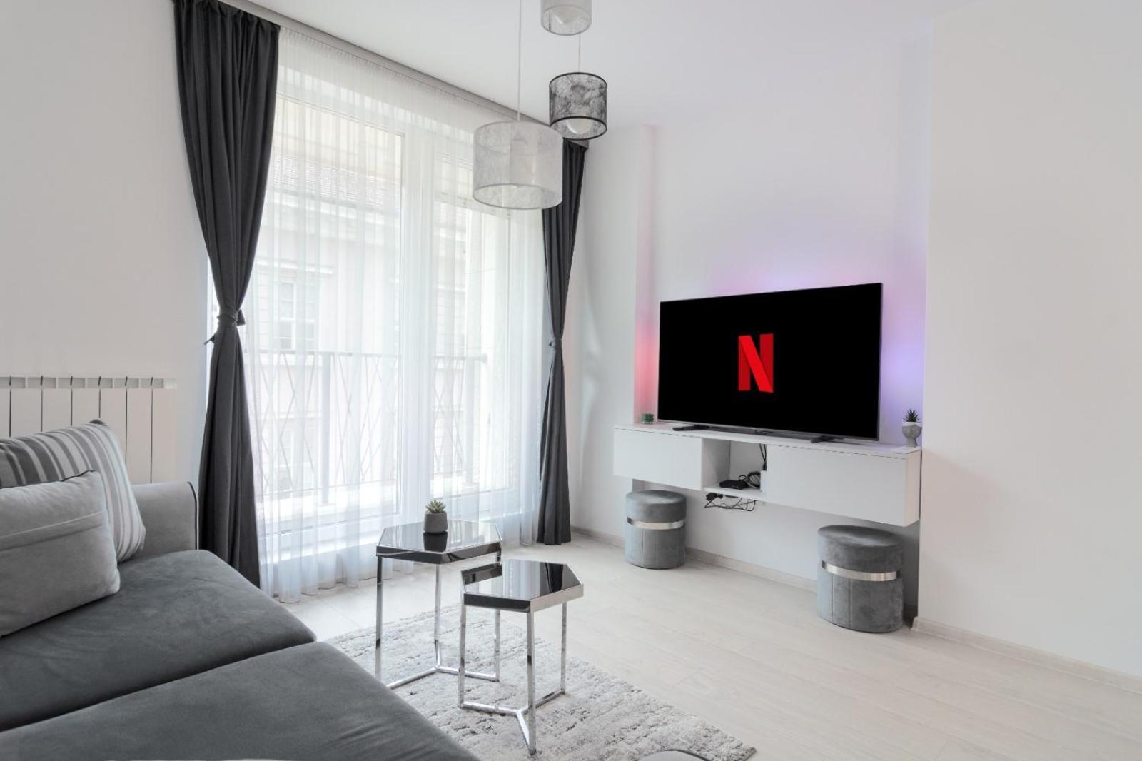 Paris Luxury Top Centre 2Bdr Apt W Work Desk And Wifi Near Nevsky Cathedral Sofía Exterior foto