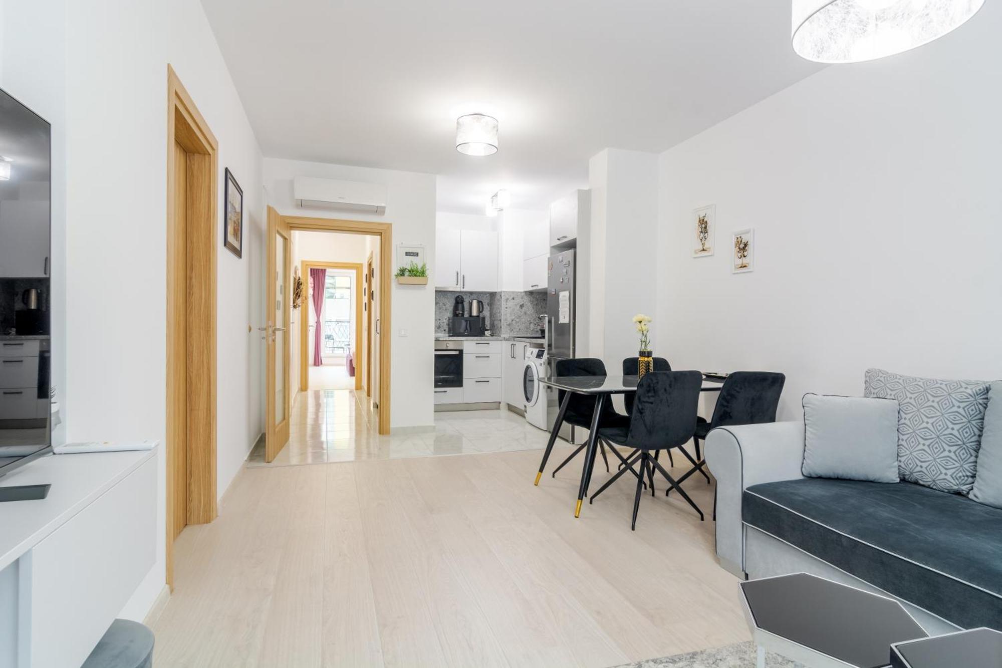 Paris Luxury Top Centre 2Bdr Apt W Work Desk And Wifi Near Nevsky Cathedral Sofía Exterior foto