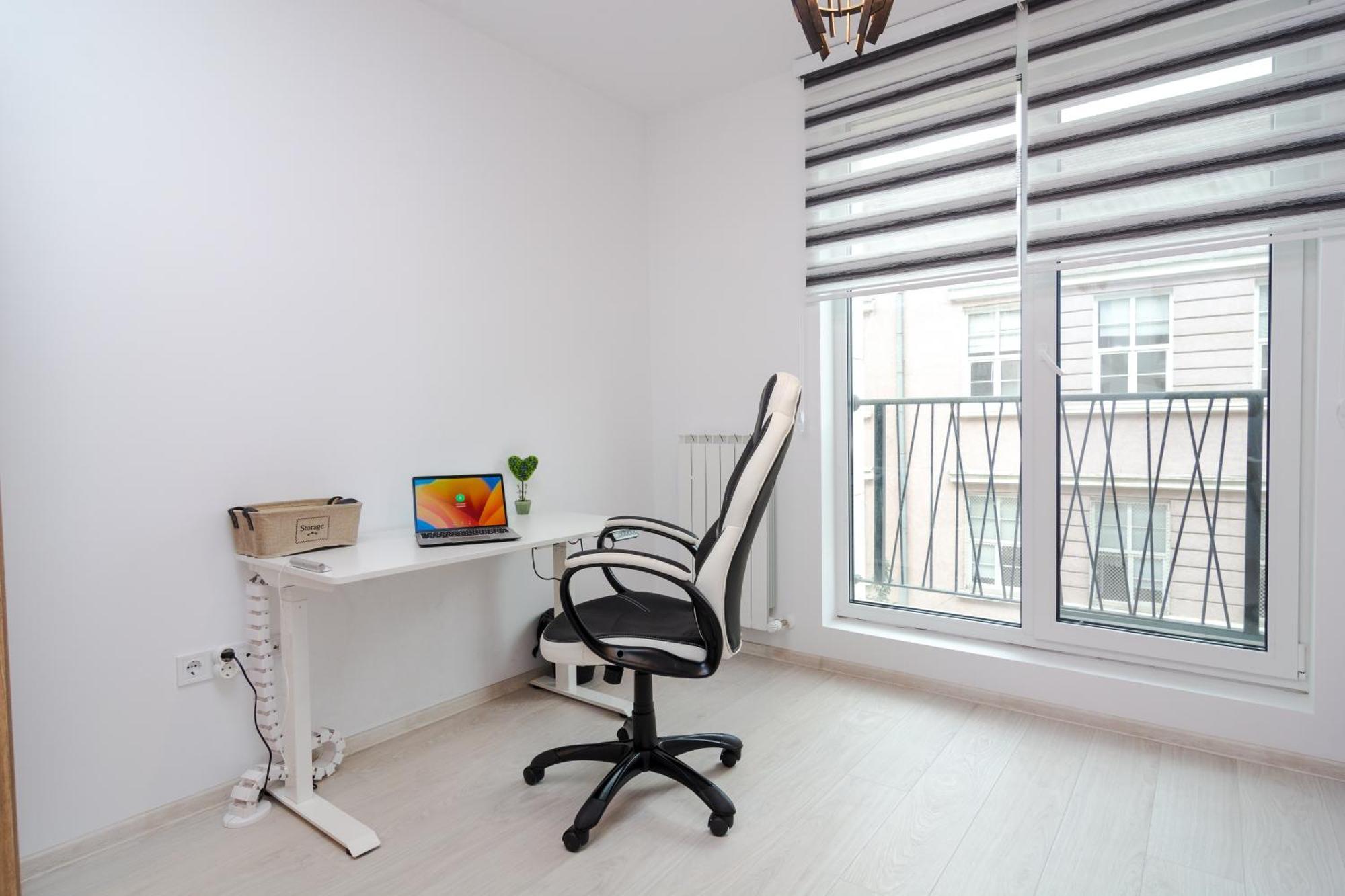 Paris Luxury Top Centre 2Bdr Apt W Work Desk And Wifi Near Nevsky Cathedral Sofía Exterior foto